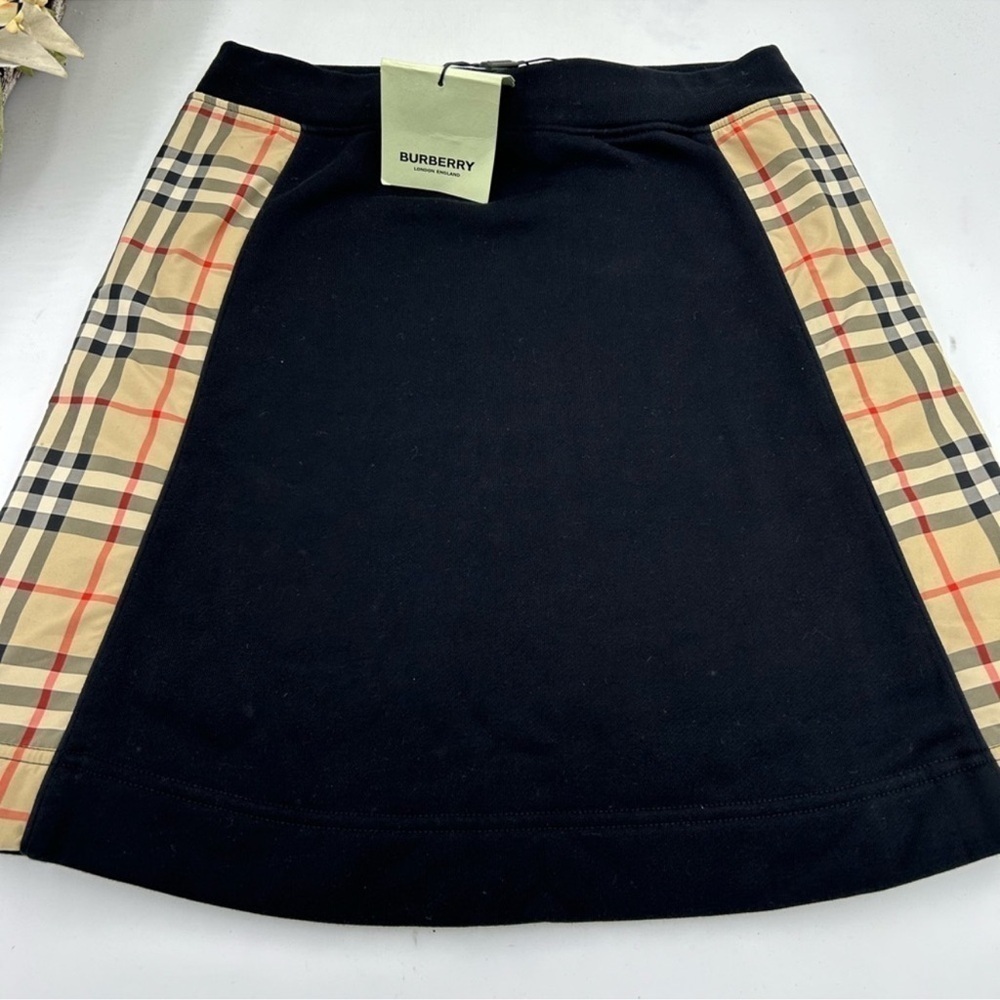 Burberry teen girls cotton check skirt. Size 14 fits extra small adults. - Picture 2 of 8